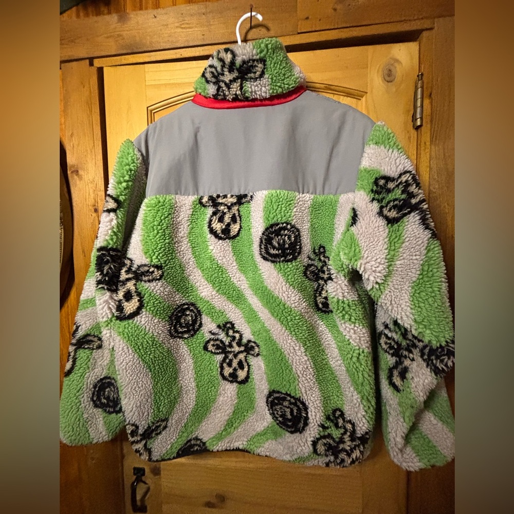 Gray And Green Patterned Men's Jacket - image 4